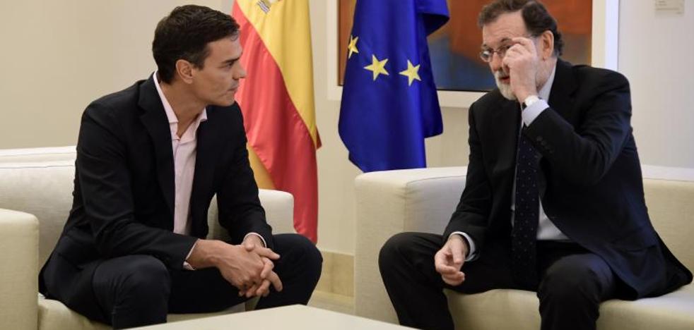 Rajoy constata la dificultad de aunar posiciones con PSOE y C's ante la crisis catalana