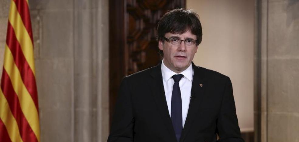 Puigdemont solicita mediación sin abandonar sus planes