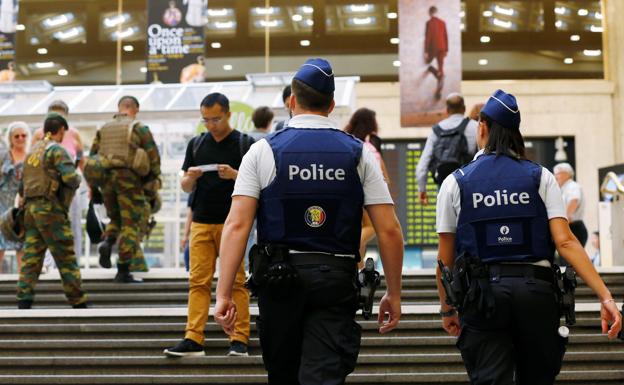 La Policía belga detiene a un individuo acusado de participar en los atentados de Bruselas