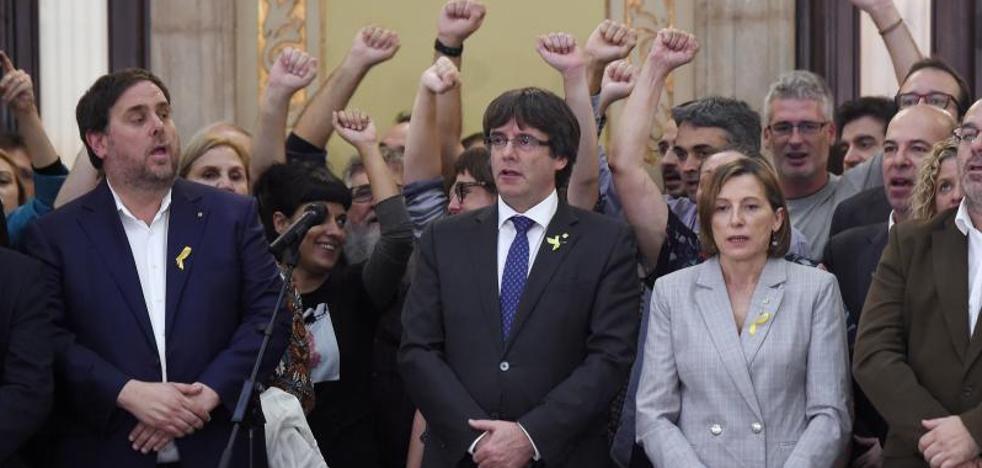 La juez cita mañana a Puigdemont imputado por rebelión