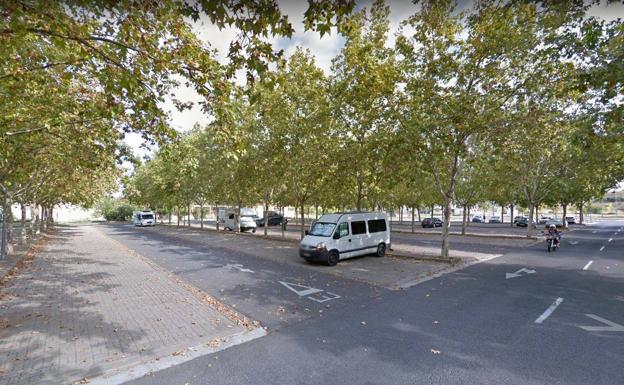 La reforma del parking de Las Norias estará lista para el verano