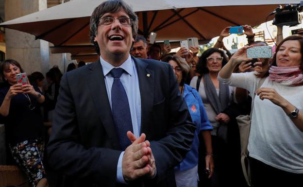 Puigdemont se entregará a la justicia belga y buscará evitar la extradición