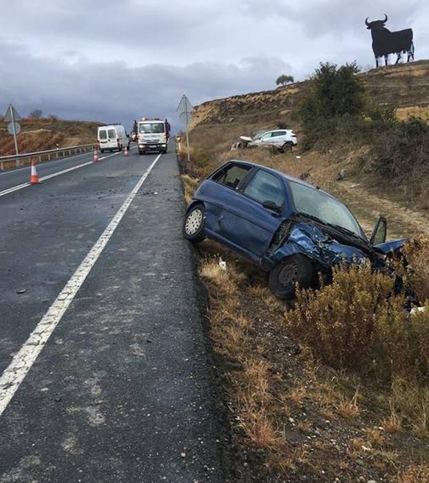 Dos heridos en un accidente en la 232 en San Asensio