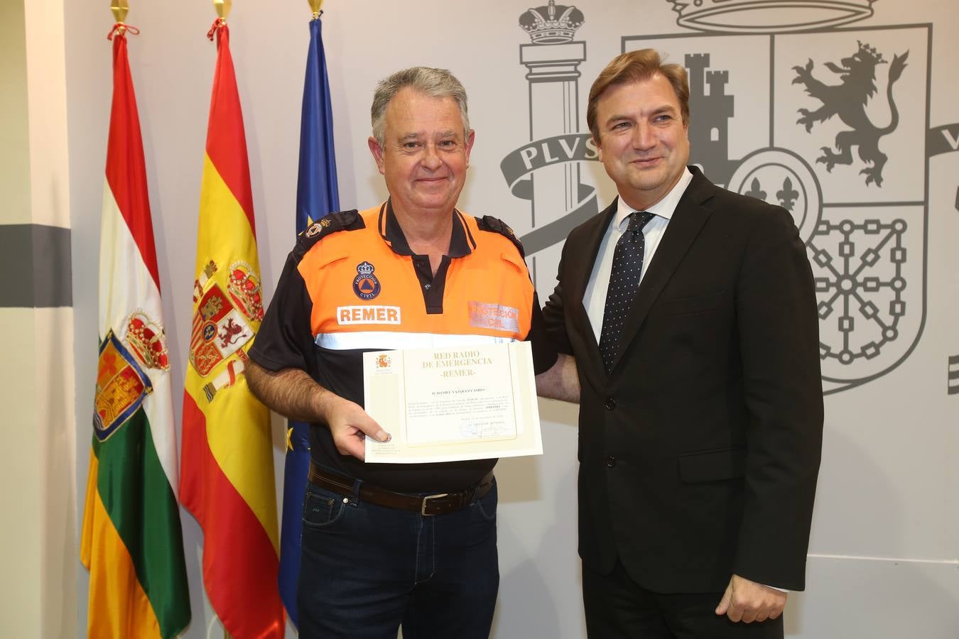 Alberto Bretón agradece la colaboración necesaria de los voluntarios de la Red Radio Emergencias (REMER) de La Rioja