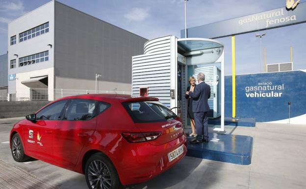 El gas natural en el transporte: ventajas ambientales y económicas a debate en Logroño