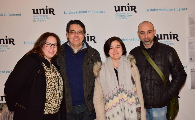 La UNIR invita a sus empleados al teatro