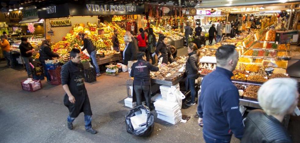 Siete de cada diez comercios catalanes redujeron sus ventas en octubre