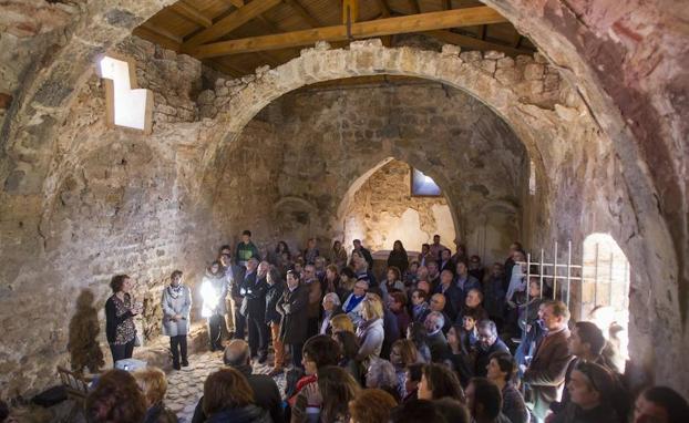 Leza presume con la rehabilitación de la ermita de San Martín