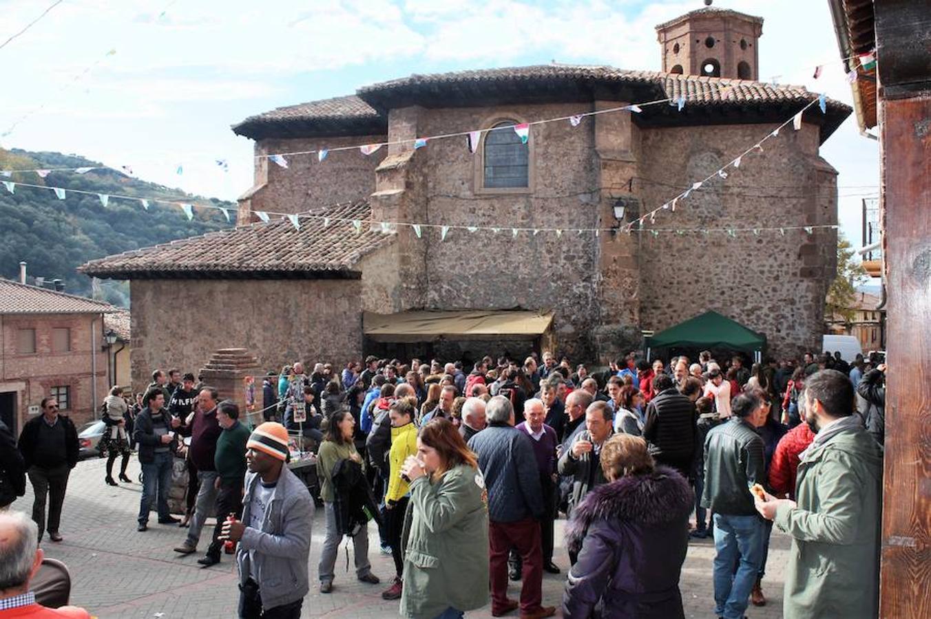 Feria de la nuez de Pedroso