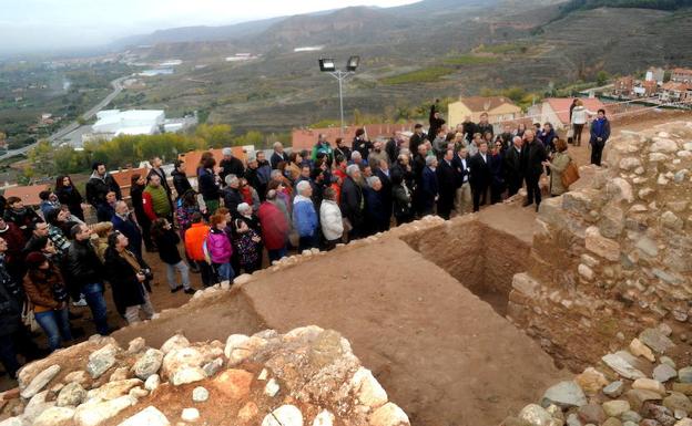El Castillo de Nalda culmina los trabajos en el perímetro y pasará a trabajar el interior en el 2018