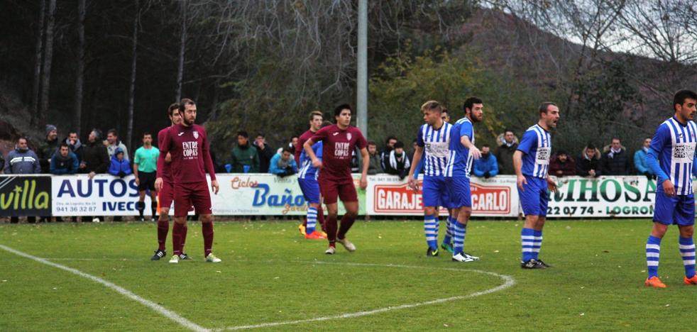 El Náxara logra un triunfo de fe