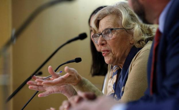 El juez investigará por delito de odio a los policías que insultaron a Carmena