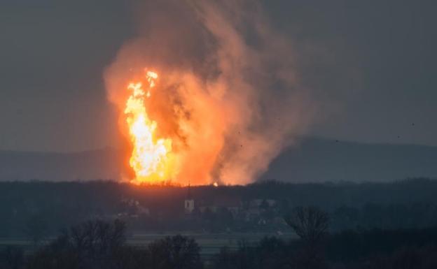 Un muerto y 18 heridos en la explosión de una estación de gas en Austria