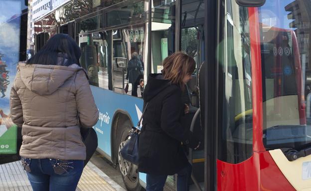 Este jueves habrá cambios de itinerario en el transporte urbano