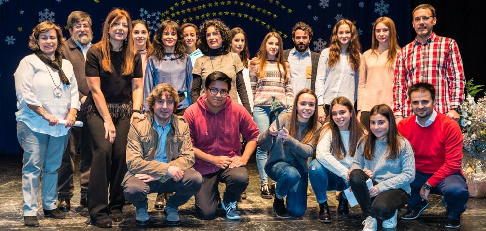 El colegio Menesiano presentó su premio