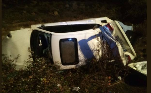 El coche de Marcelino, entrenador del Valencia, accidentado tras chocar con un jabalí en la AP-68 en Lardero