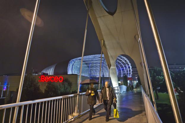 El centro comercial Berceo cambia de propietarios y gestores