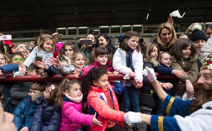 Las Gaunas recibe a los Reyes Magos