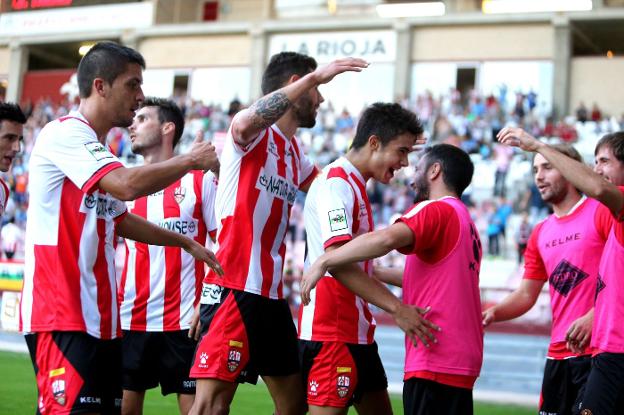 Las Gaunas se le resiste al Athletic B