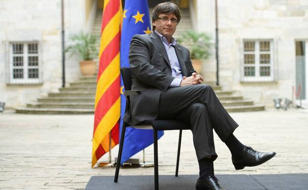 Esquerra se resiste a que Puigdemont le arrastre a la ilegalidad con su investidura