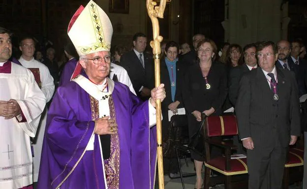 Carmen Franco «aprendió a ser fiel en un mundo hostil», según el cardenal Cañizares
