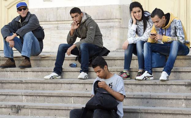 Coopera forma a jóvenes en Túnez para evitar que se hagan yihadistas