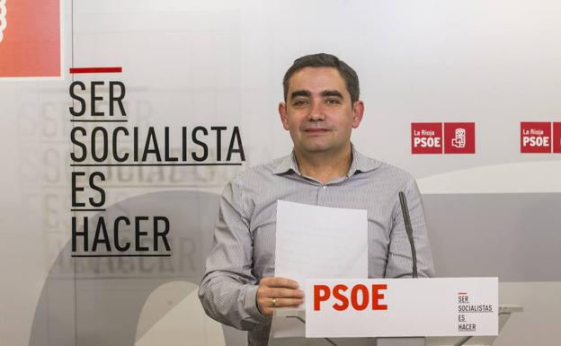 El PSOE presenta 42 enmiendas por 17,5 millones para virar la política económica