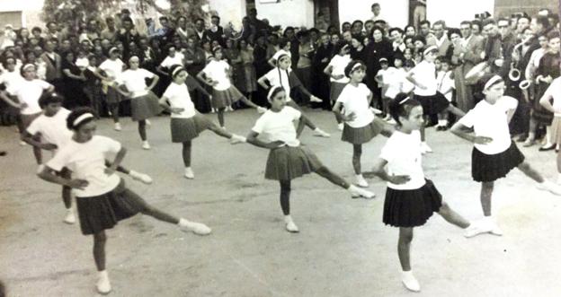 La Retina: exhibición de gimnasia en Azofra
