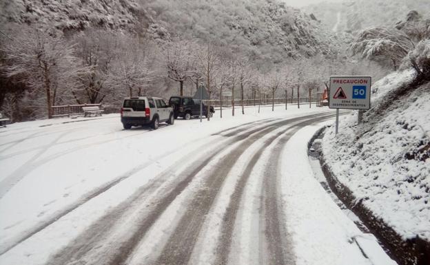 El lunes, más frío y más nieve