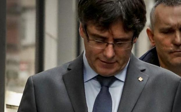 Puigdemont no cede ante Esquerra y amenaza con un bloqueo y elecciones