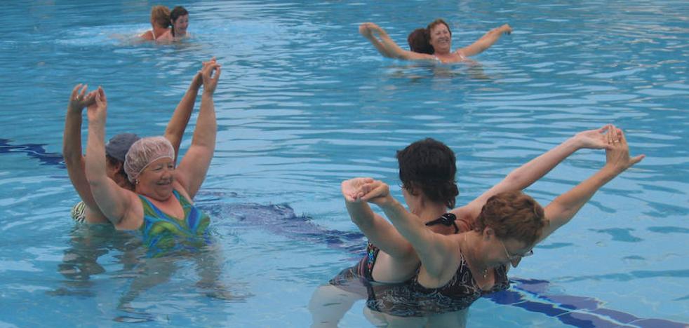 Aprobada la ordenanza que regula los precios de las piscinas climatizadas