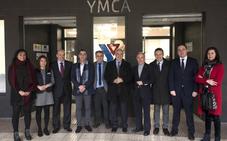 Ceniceros destaca el trabajo de YMCA para evitar el abandono escolar riojano