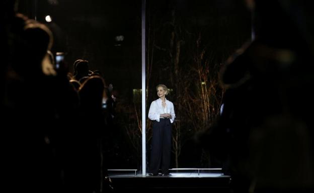 La elegancia de Carolina Herrera se despide de la pasarela