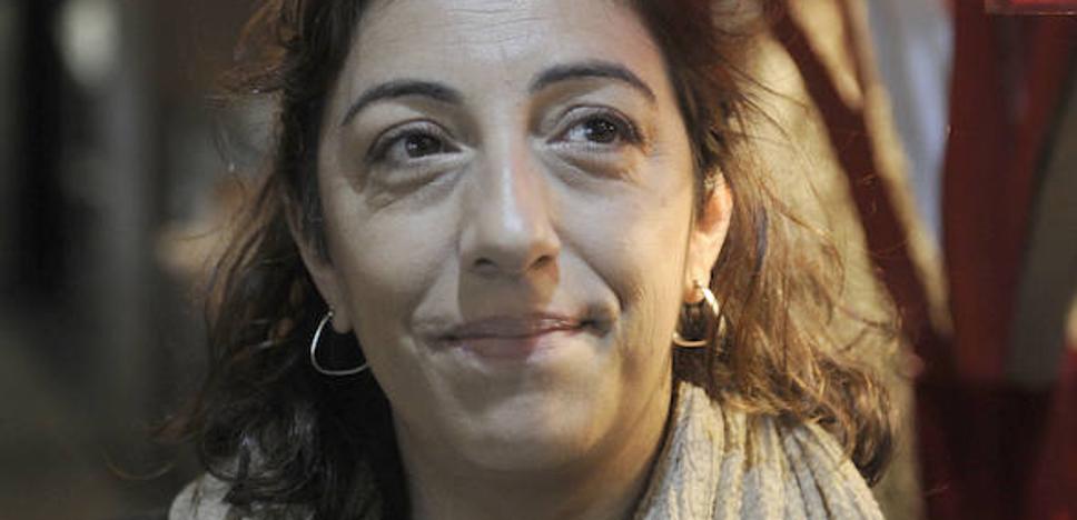 «Las chicas asumen que los celos son amor, y eso es involución», lamenta María Frisa