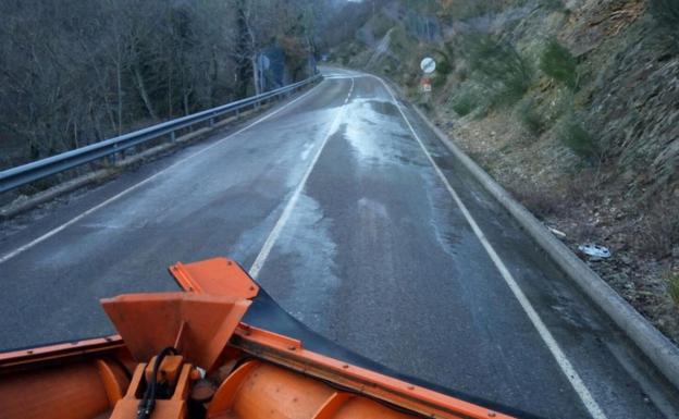 Hielo en las carreteras riojanas