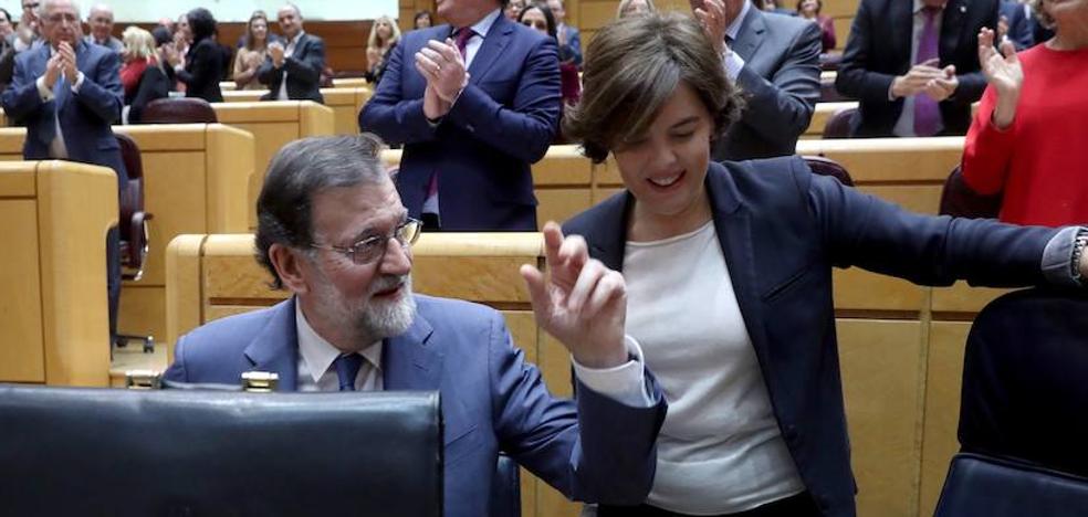 Rajoy se desmarca de la «huelga a la japonesa» que propone Tejerina para el 8-M