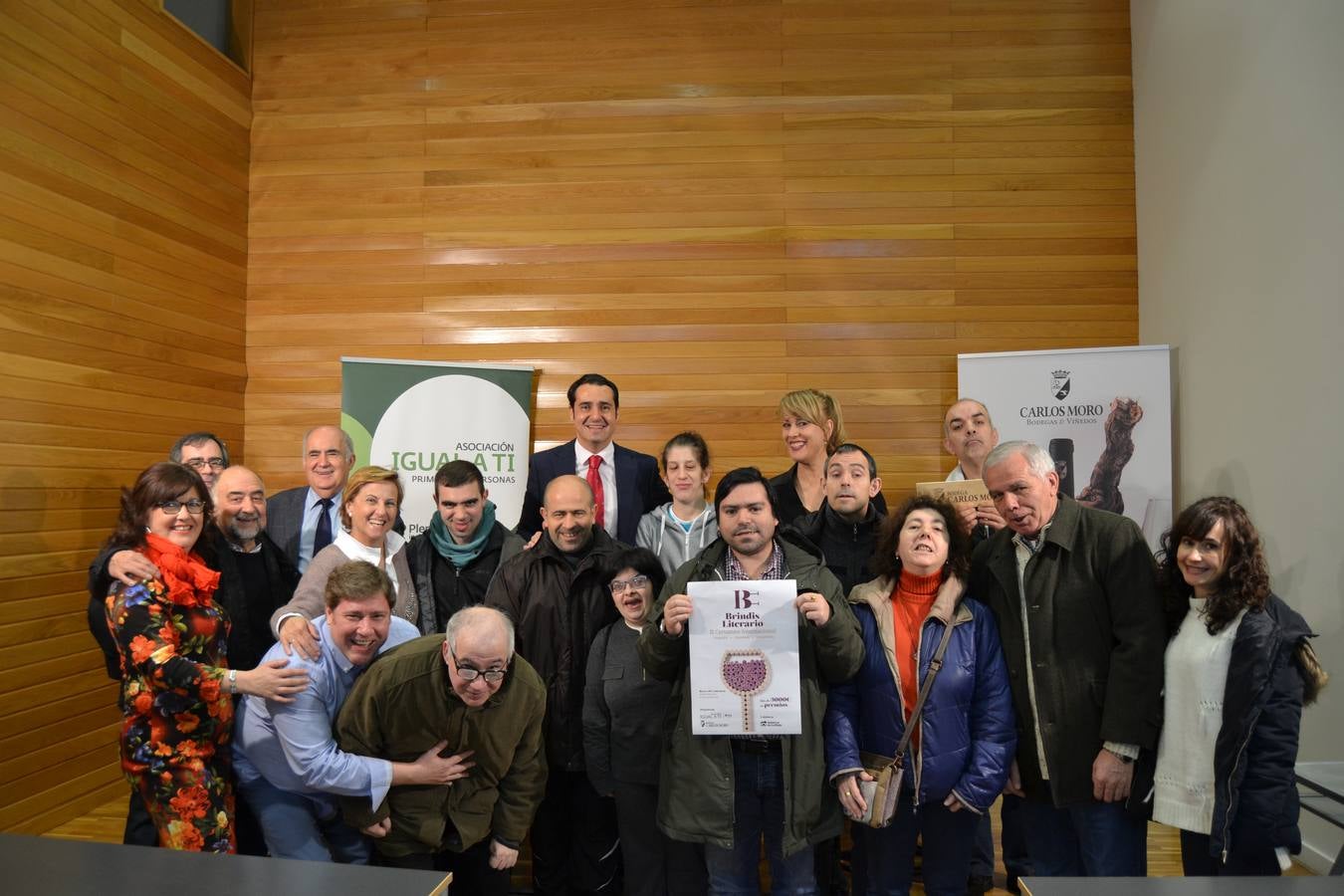 'Igual a ti' organiza el segundo certamen de 'Brindis literario'