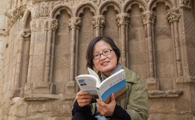 La coreana Kim Nam Hee proclama en Logroño los «valores universales» del Camino de Santiago