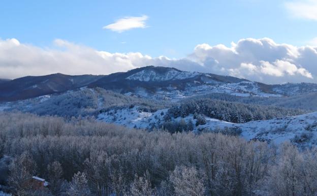 El invierno se despide de La Rioja con otra nevada