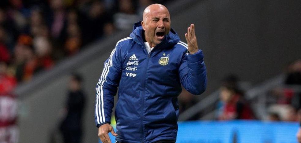 Sampaoli: «España aprovechó su jerarquía y nos abofeteó»