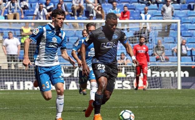 Espanyol y Alavés empatan sin goles en un partido aburrido