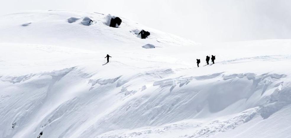 Tres españoles muertos y dos heridos en una avalancha en Suiza