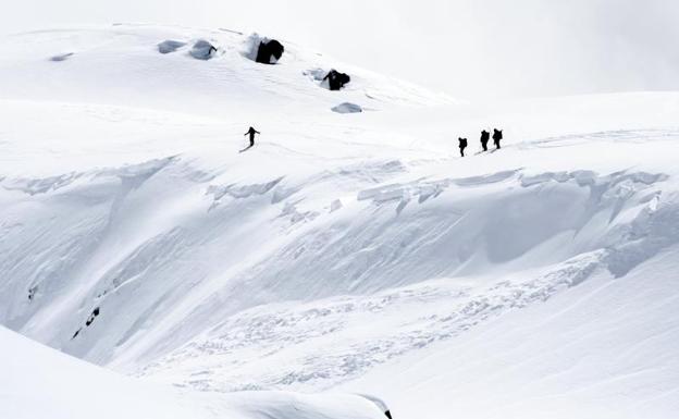 Tres españoles muertos y dos heridos en una avalancha en Suiza