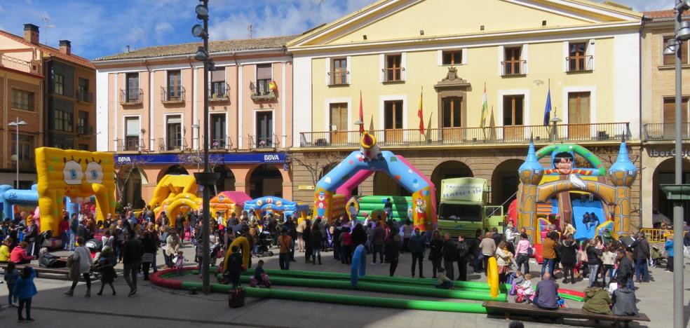 Los hinchables siguen esta tarde en la plaza