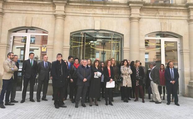 Una treintena de jueces y fiscales piden en Logroño independencia y mejoras