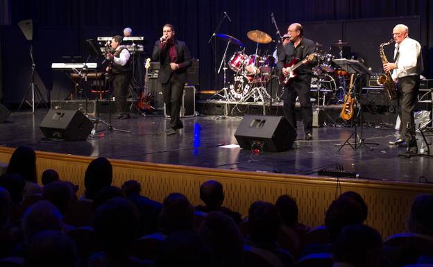 Música y humor a beneficio de Proyecto Hombre