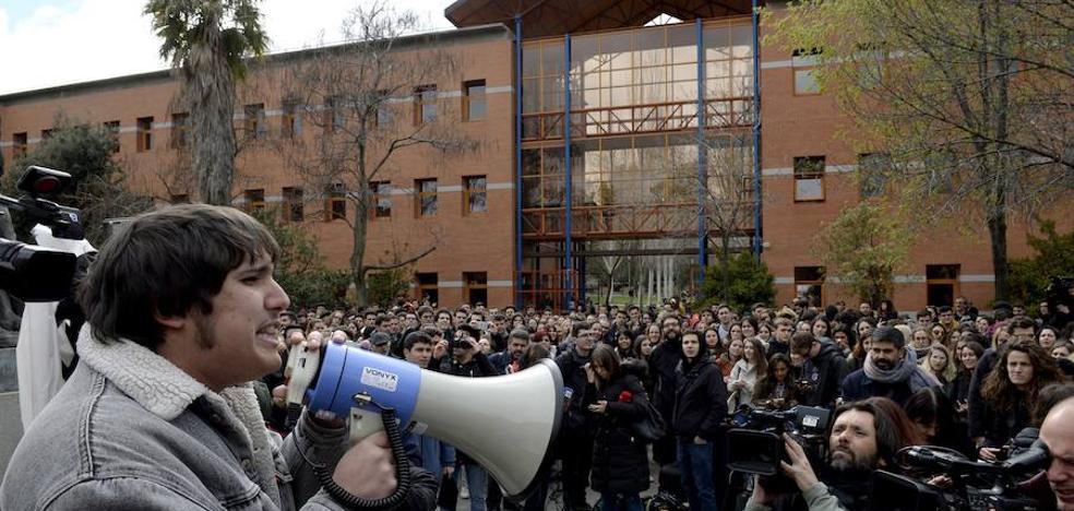 Denuncian ante la Fiscalía a más de 200 mandos de la Policía por títulos de la Universidad Rey Juan Carlos