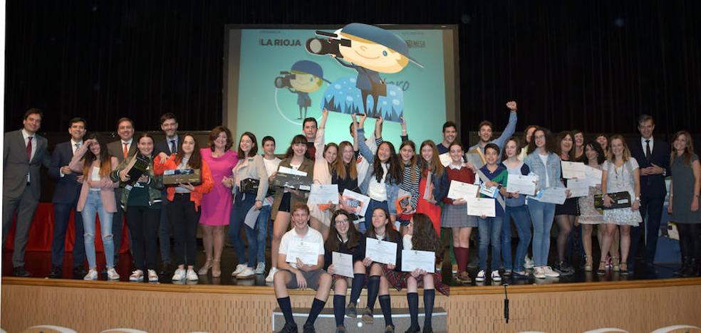 Los premios de Reportero Escolar se marchan a Logroño y Autol