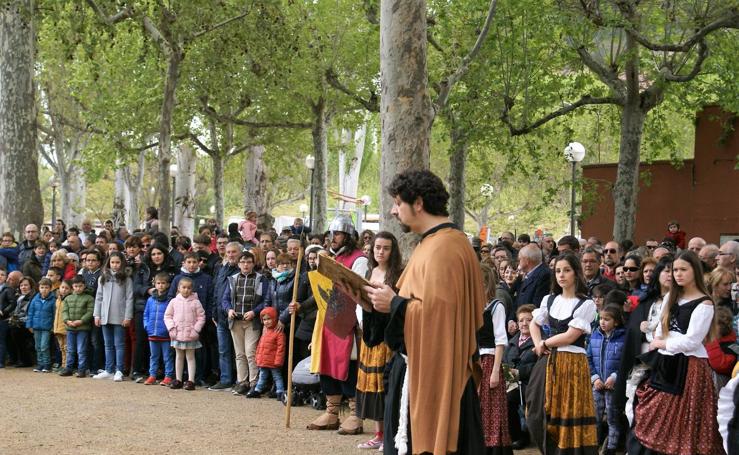 Aclamación y pregón en Nájera