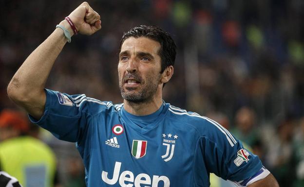 Buffon deja la Juventus, pero abre la puerta a seguir en activo